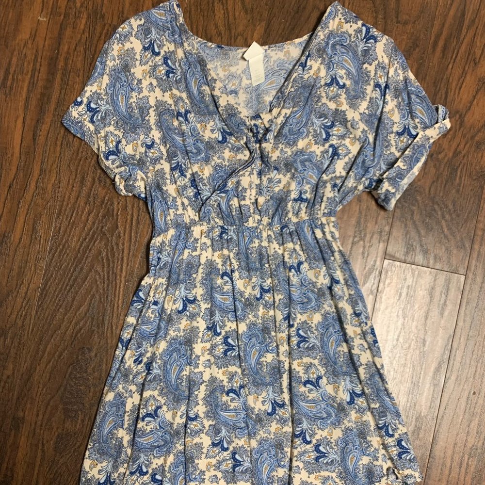 Small H&M Blue and White Floral Dress